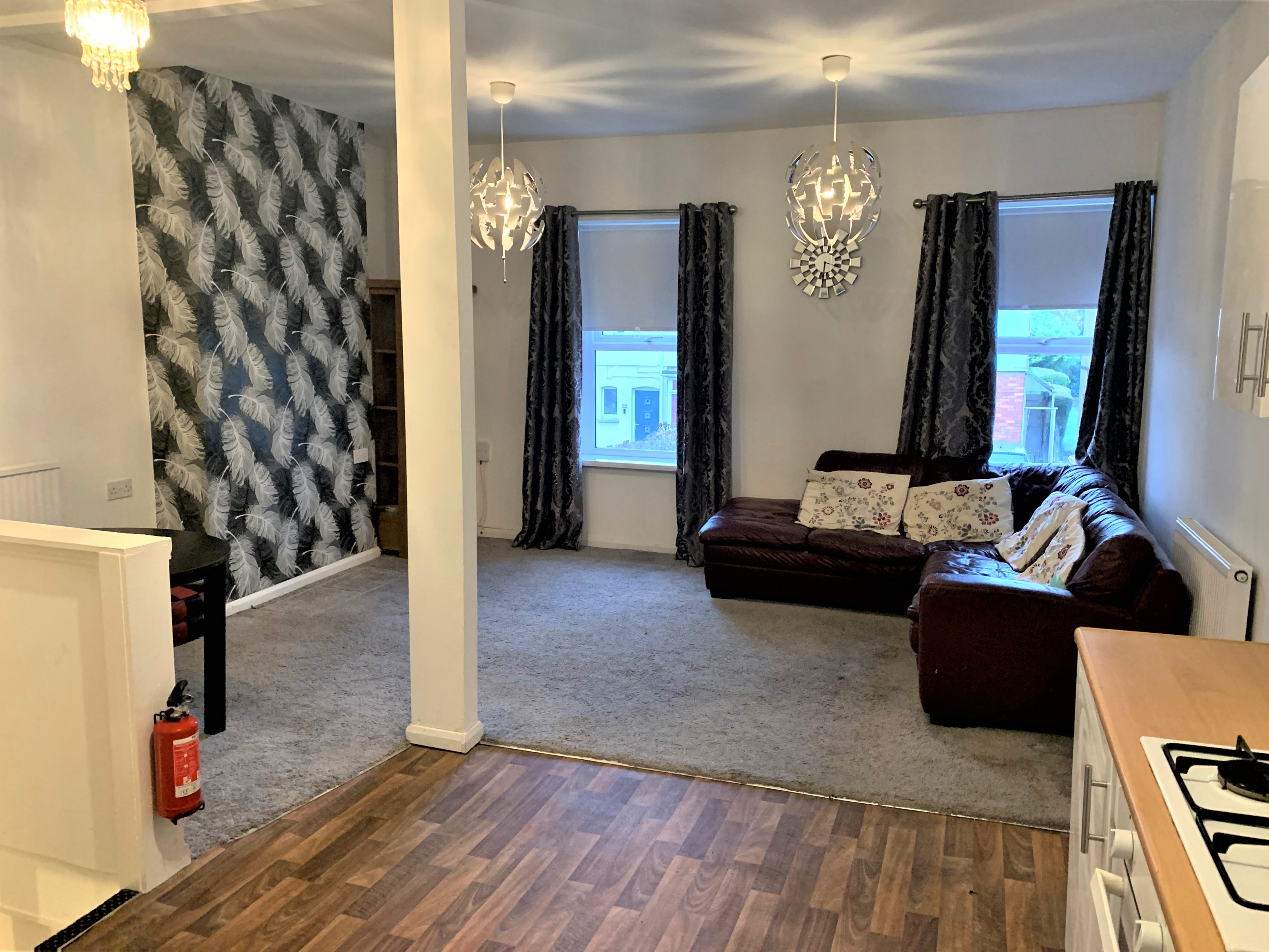 £725 PCM (Water Bills Included), Part-Furnished One Bedroom Flat in Pontygwindy Road, Caerphilly, CF83 3HF